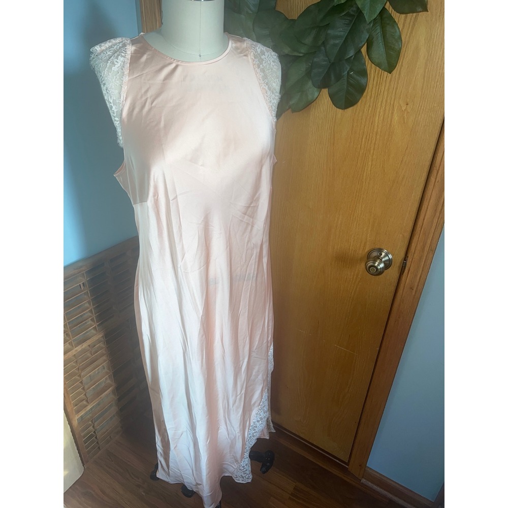 Future Collective Dress XXL Pink Sleeveless Lace Trim Casual Nightgown‎